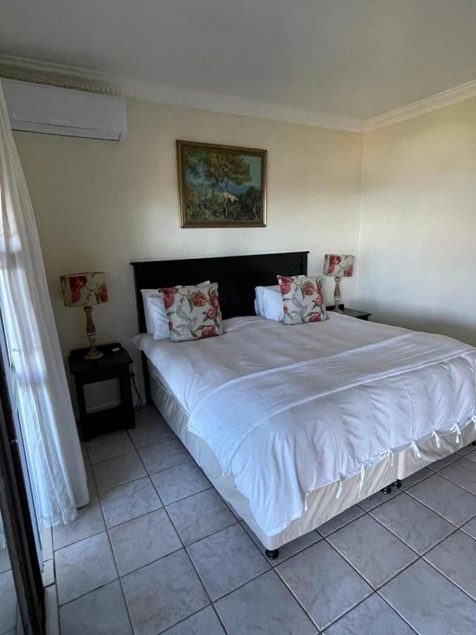 Villa Jaime Self Catering Балито Екстериор снимка